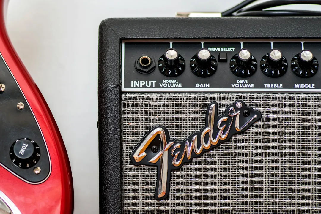 Alla studentrabatter hos Fender