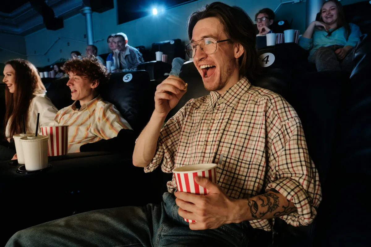 Erbjudande med studentrabatt från Folkets Bio