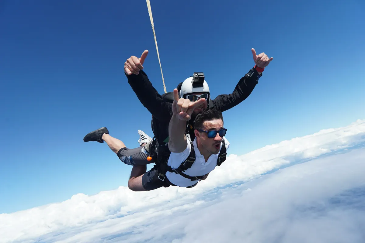 Erbjudande med studentrabatt från Skydive Stockholm