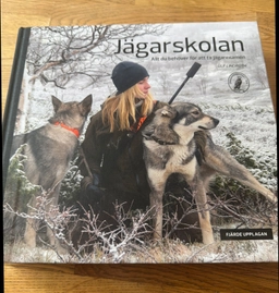 Jägarskolan : allt du behöver för att ta jägarexamen; Ulf Lindroth; 2024