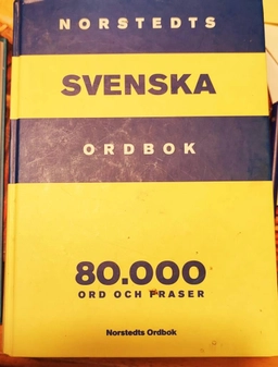 Norstedts svenska ordbok : [80.000 ord och fraser]; Sture Allén; 1990