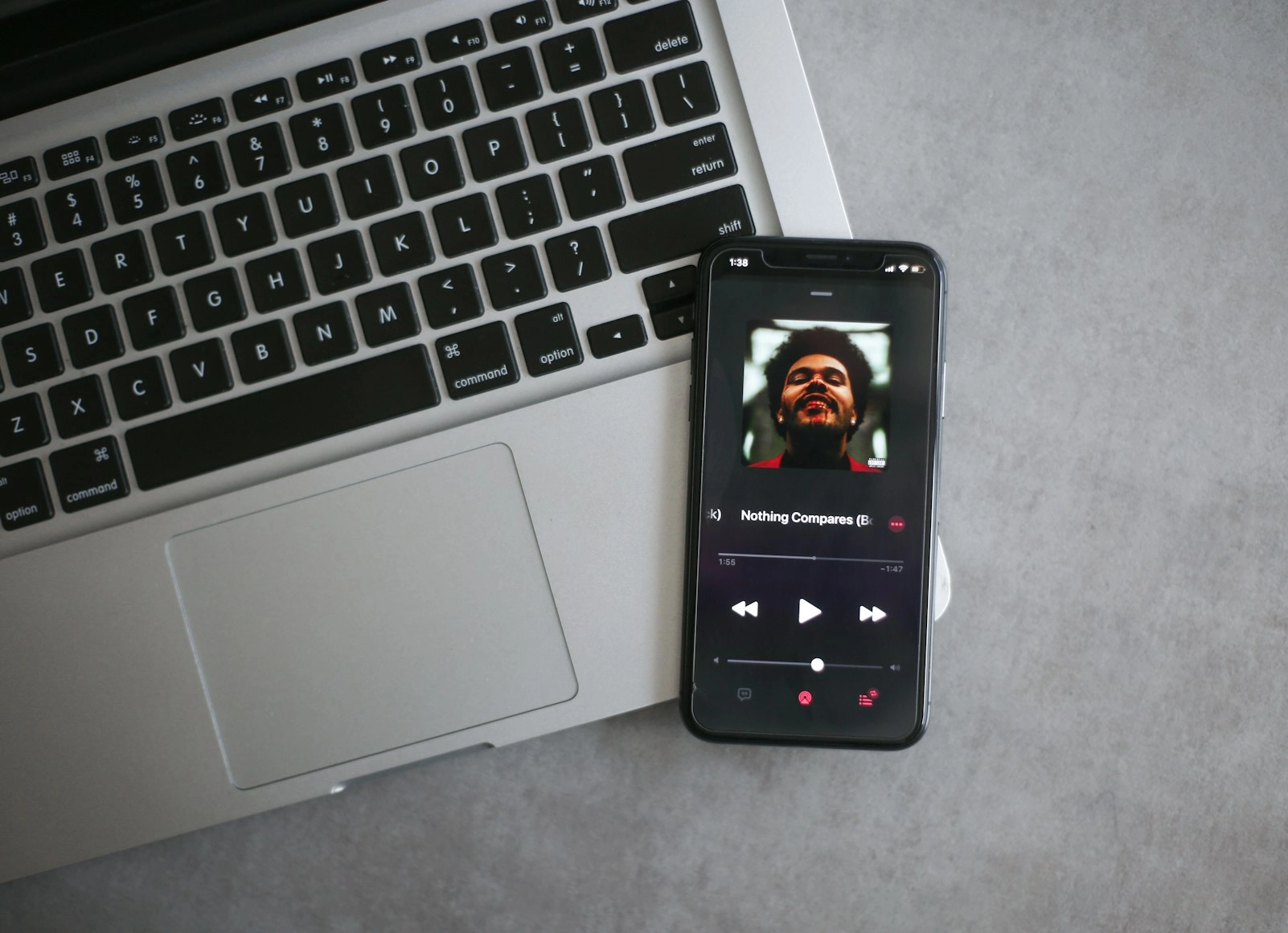 Erbjudande med studentrabatt från Apple Music