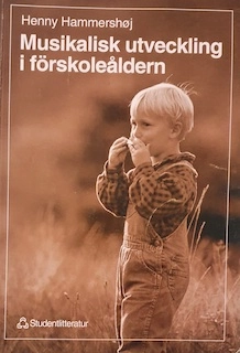 En klingande bro : om musikterapins möjligheter; Moon-Hye Kim; 1996