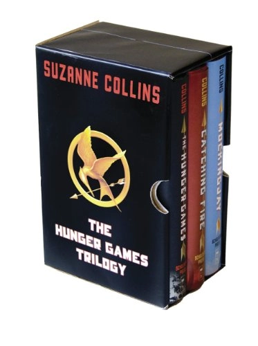 Hunger games trilogy boxset; Suzanne Collins; 2010