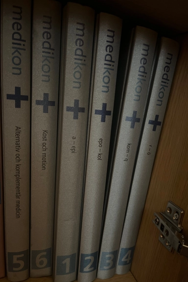 Medikon: (band 1-6) hela serien.