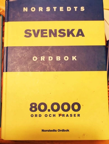 Norstedts svenska ordbok : [80.000 ord och fraser]