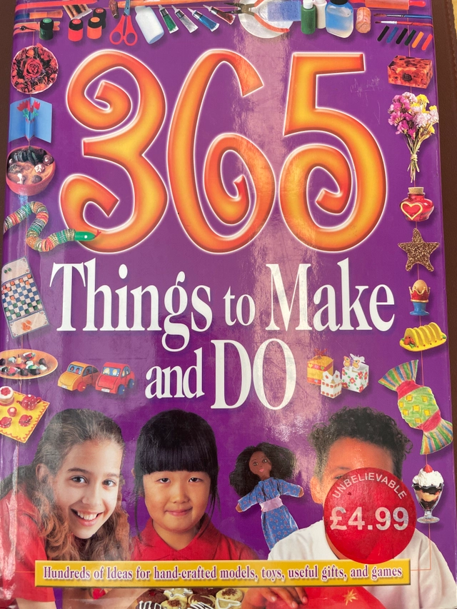 365 things to make and do; Vivienne Bolton; 2002