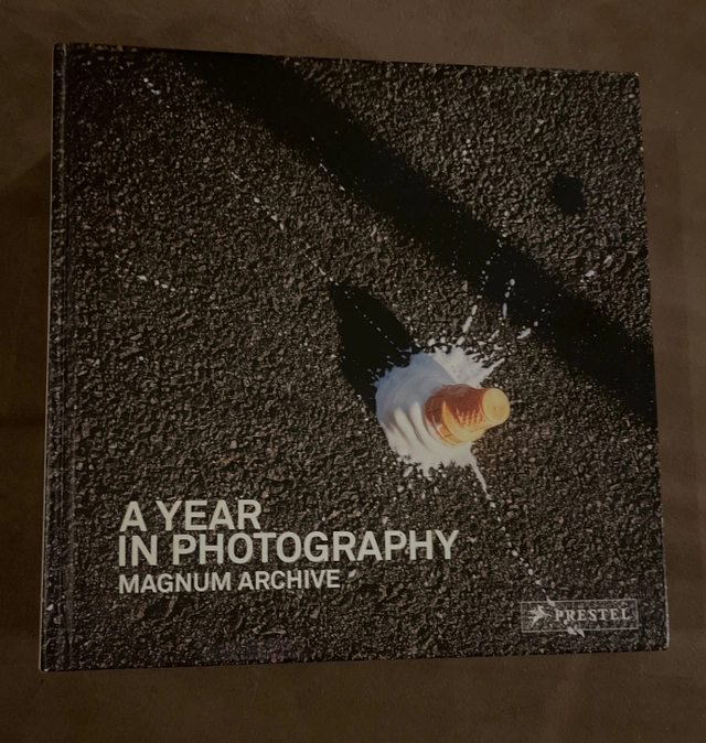 A year in photography : Magnum archive; Marie-Christine. Biebuyck, David. Kordick, Magnum Photos Inc.; 2010