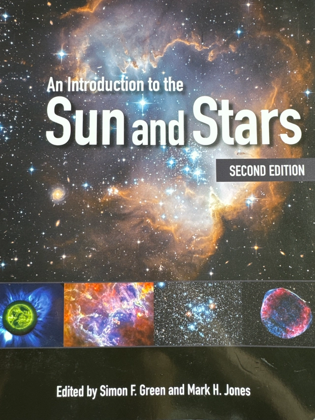 An introduction to the sun and stars; Simon F. Green Mark H. Jones; 2015