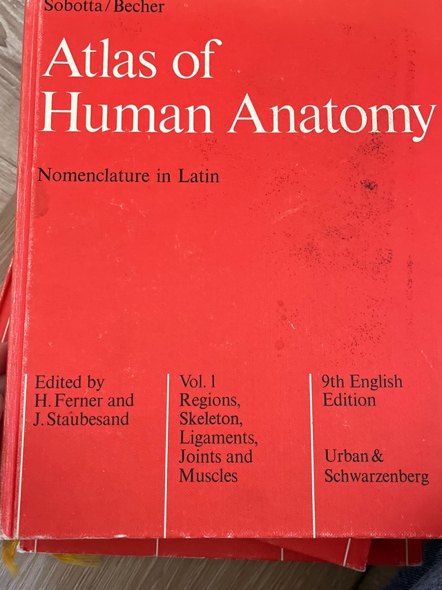 Atlas of human anatomy; Johannes Sobotta; 1975