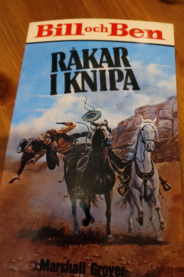 Bill och Ben råkar i knipaVolym 217 av Bill och Ben-böckerna; Marshall Grover; 1980