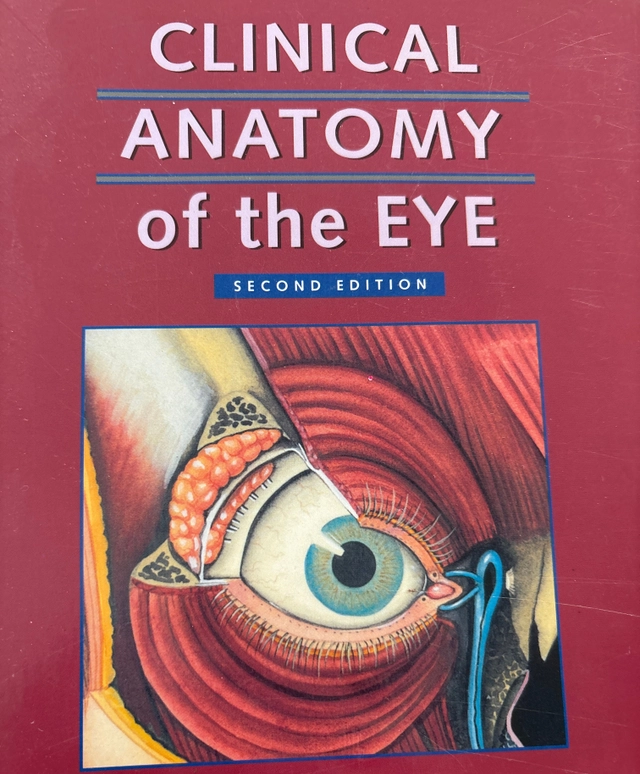 Clinical anatomy of the eye; Michael A. Lemp; 1998