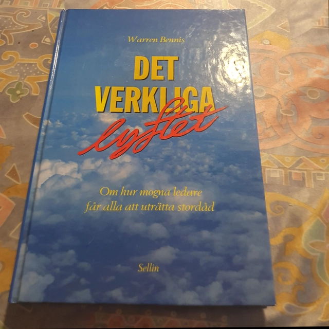 Det verkliga lyftet : [om hur mogna ledare får alla att uträtta stordåd]; Warren Bennis; 1994