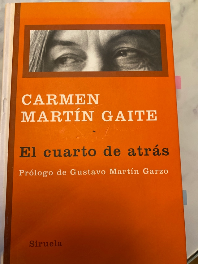 El cuarto de atrás [Texte imprimé]; Martín Gaite; 2009