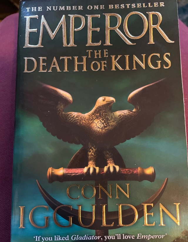 Emperor 2 : the Death of Kings; Conn. Iggulden; 2004
