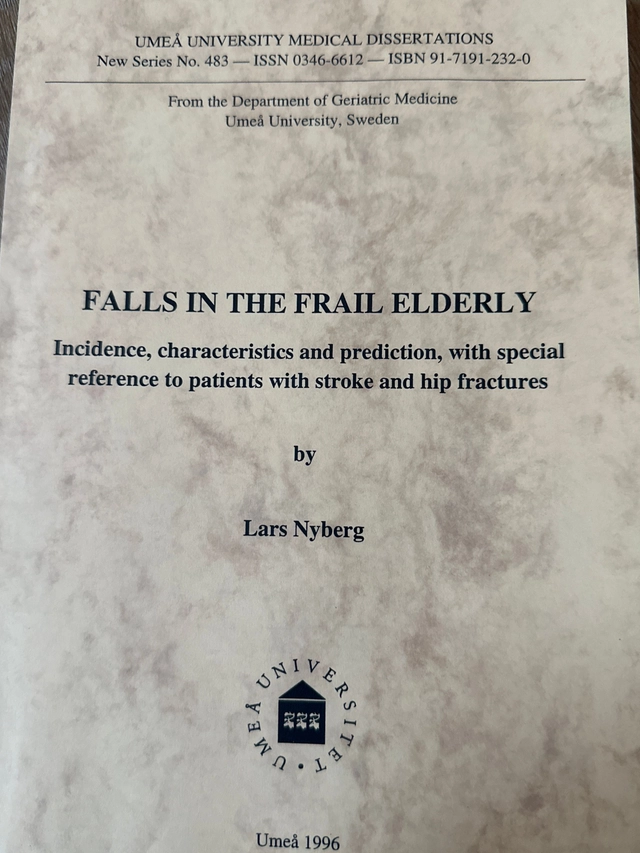 Falls in the frail elderly : incidence, characteristics and prediction, with special reference to patients with stroke and hip fractures; Lars Nyberg; 1996