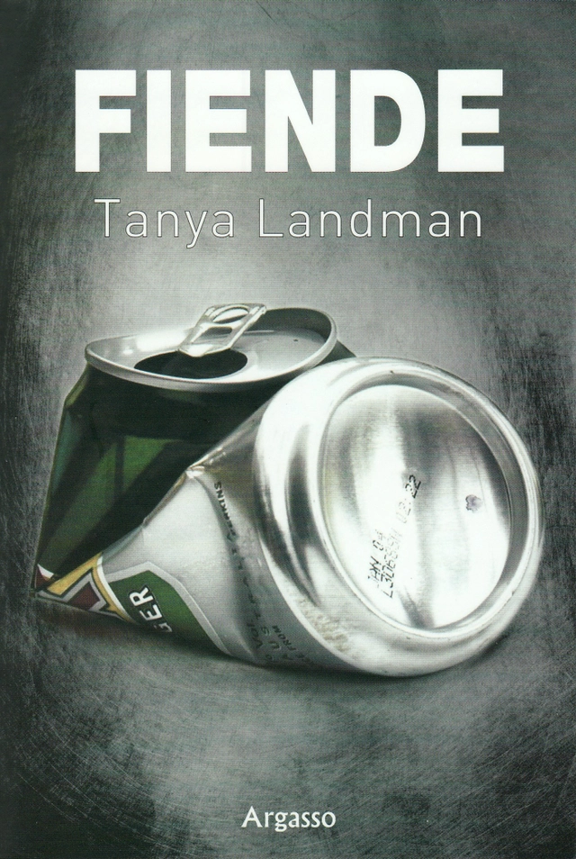 Fiende; Tanya Landman; 2008