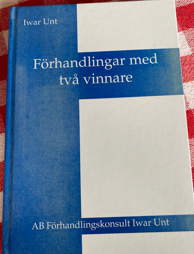 Förhandlingar med två vinnare; Iwar Unt; 1999