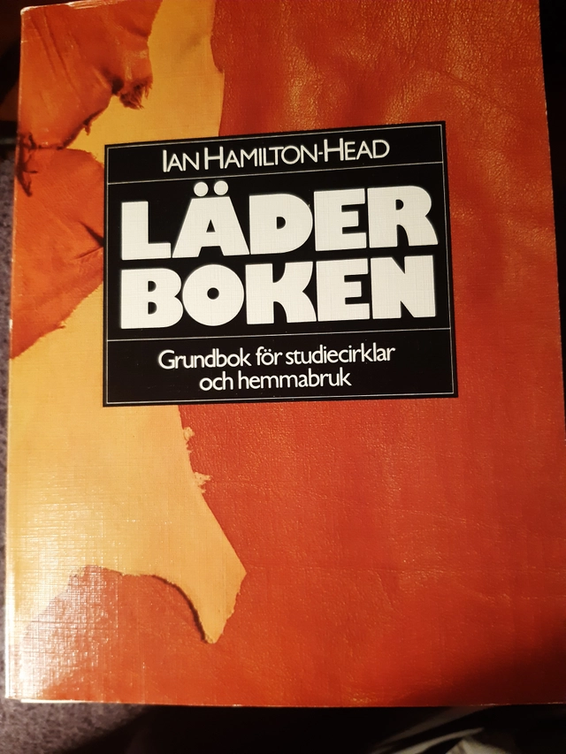 Läderboken : grundbok för studiecirklar och hemmabruk; Ian Hamilton-Head; 1981