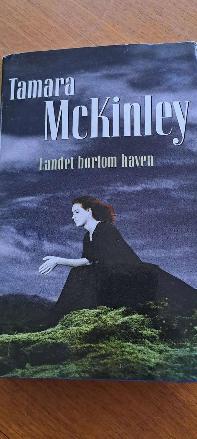 Landet bortom haven; Tamara McKinley; 2007