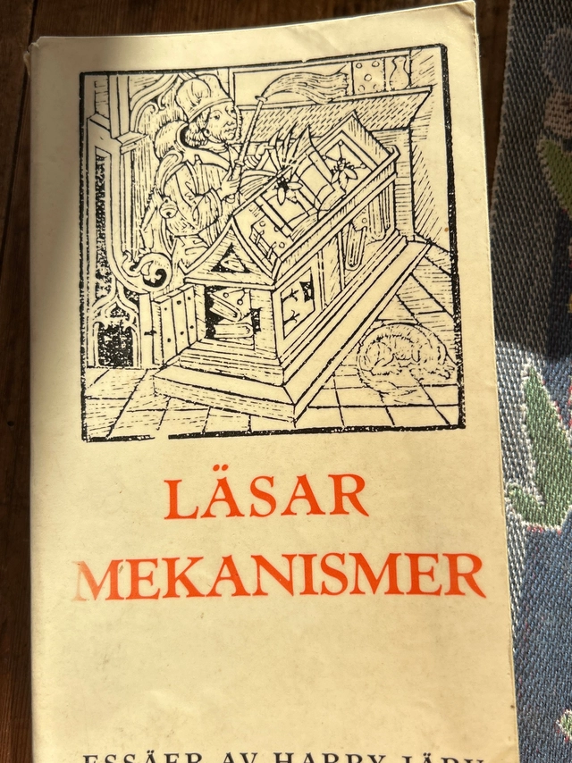 Läsarmekanismer : essäer och utblickar; Harry Järv; 1971