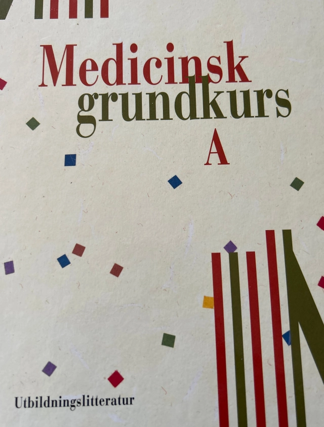 Medicinsk grundkurs : [för gymnasieskolans omvårdnadsprogram och motsvarande utbildningar inom komvux]; Kenneth Arvidsson; 1997