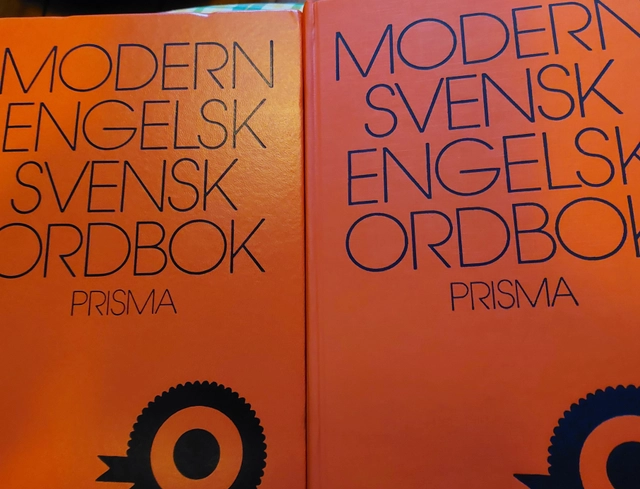 Modern svensk-engelsk ordbok = A modern Swedish-English dictionary; Eva Gomer, Mona Morris-Nygren; 1976