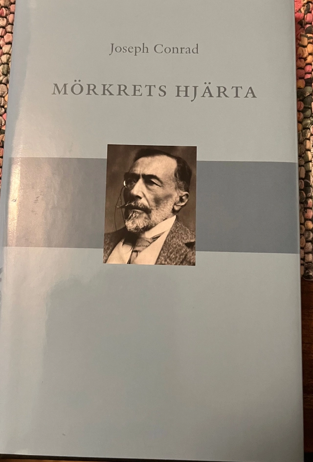 Mörkrets hjärta; Joseph Contad; 2007