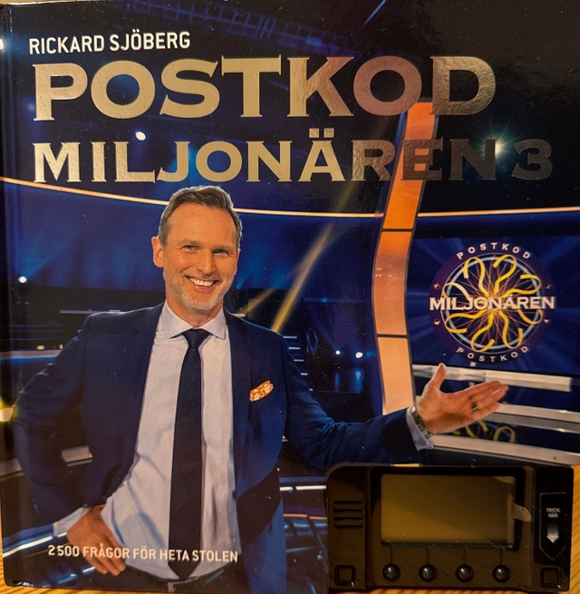 Postkod miljonären 3; Rickard Sjöberg; 2021