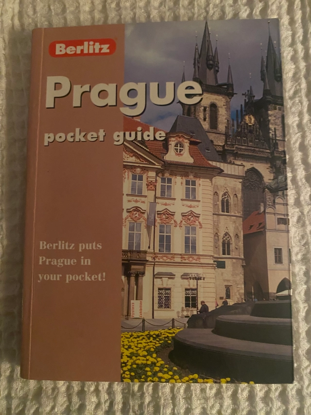 Prague - pocket guide; Lindsay Bennett; 2002