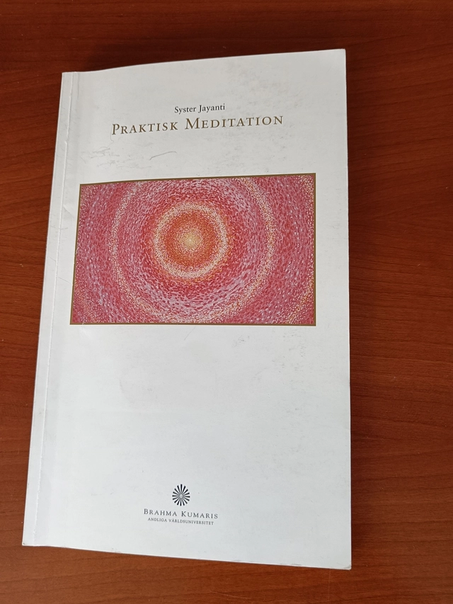 Praktisk meditation; syster Jayanti; 2002