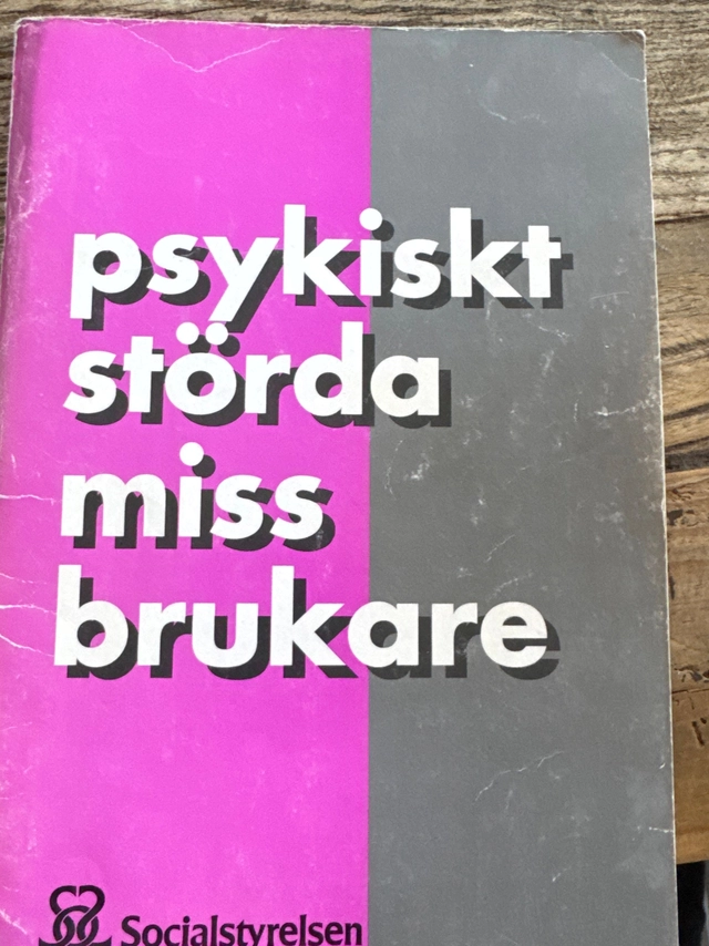 Psykiskt störda missbrukare; Sverige. Socialstyrelsen, Sverige. Medicinalstyrelsen; 1996