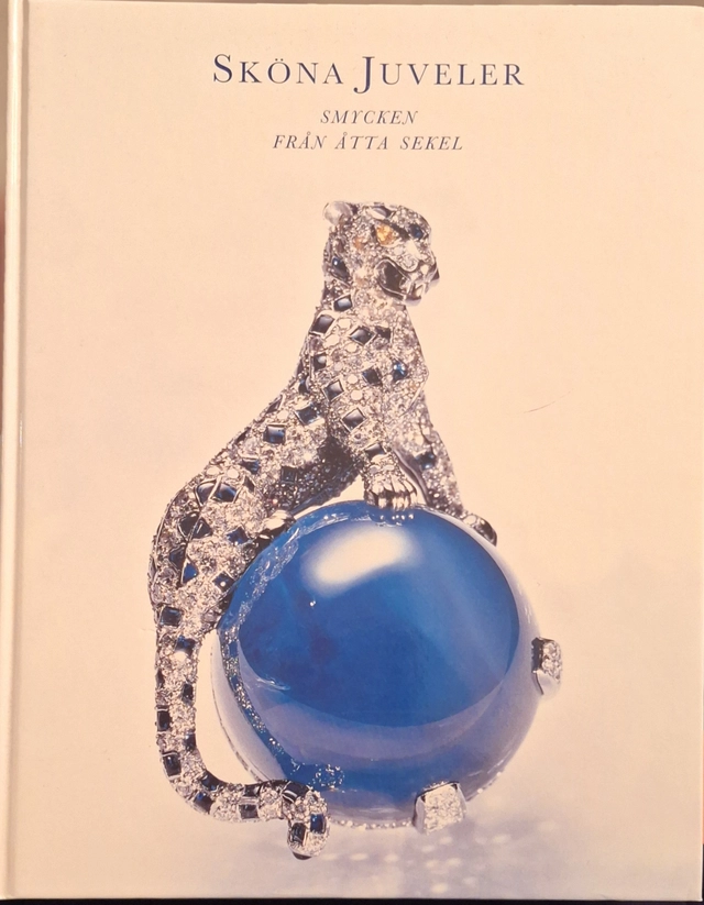 Sköna juveler : smycken från åtta sekel : Nationalmuseum, Stockholm, 9 juni-15 oktober 2000; Elsebeth Welander-Berggren, Nationalmuseum, Föreningen Nationalmusei vänner; 2000