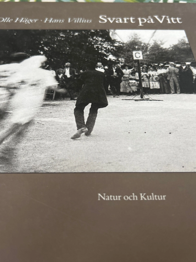 Svart på vitt; Olle Häger; 1990