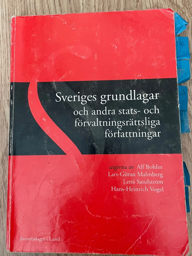 Sveriges grundlagar och andra stats- och förvaltningsrättsliga författningar; Alf Bohlin; 1999