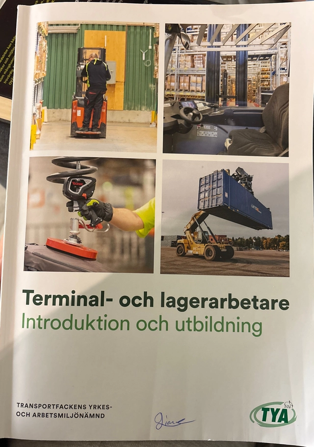 Terminal- och lagerarbetare : introduktion och utbildning; Transportfackens yrkes- och arbetsmiljönämnd; 2025