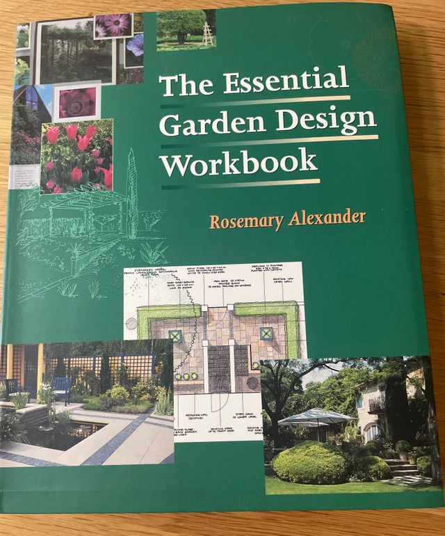 The essential garden design workbook; Rosemary Alexander; 2004