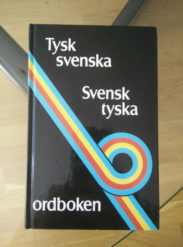 Tysk svenska - Svensk tyska ordboken; Esselte Ordbok; 1989