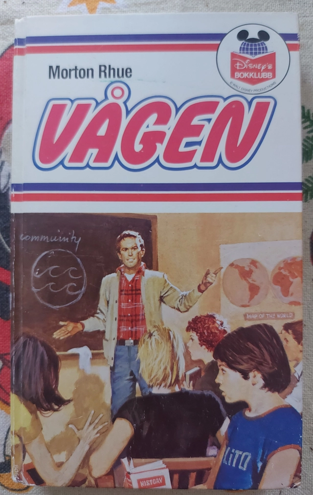 Vågen; Morton Rhue; 1985