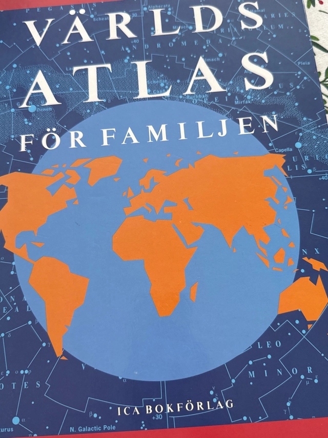 Världs Atlas för familjen ; ICA bokförlag; 1994