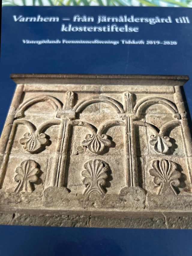 Varnhem - från järnåldersgård till klosterstiftelse; Anna Lokrantz; 2020
