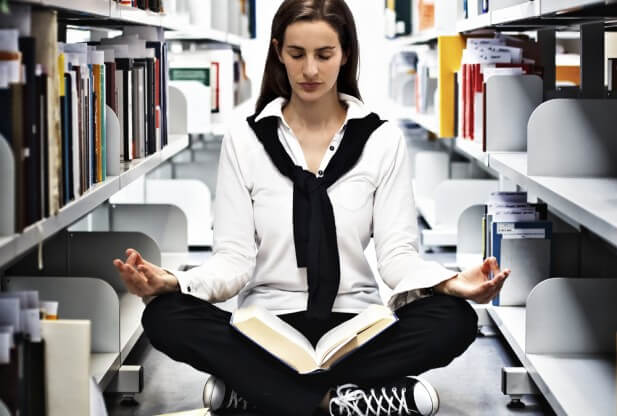      Meditera dig till bättre betyg – Nya studier visar hur meditation kan förbättra dina betyg
